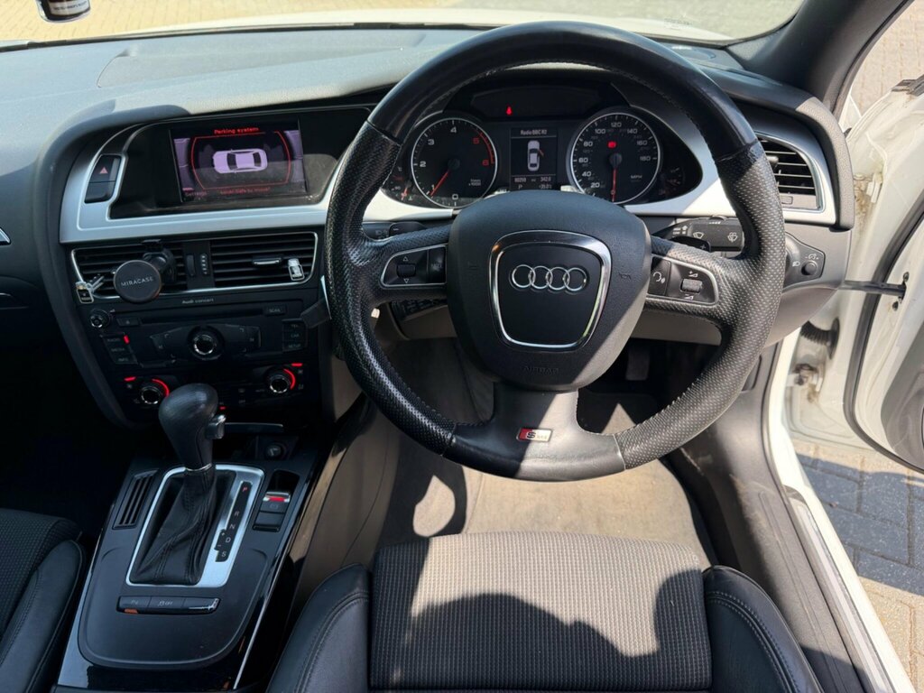 Audi A4 2.0 Tdie 136 Se Red Estate Red #18
