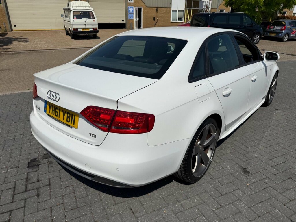 Audi A4 2.0 Tdi Black Edition Multitronic Euro 5 White #2