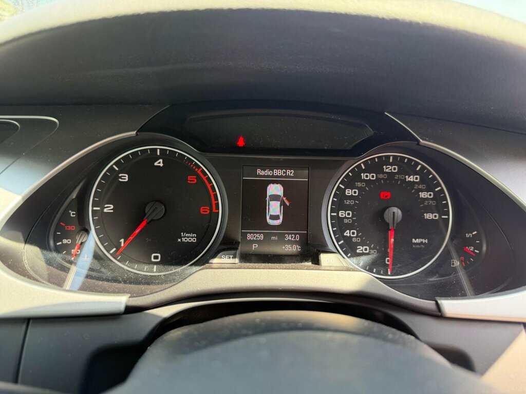 Audi A4 2.0 Tdie 136 Se Red Estate Red #21