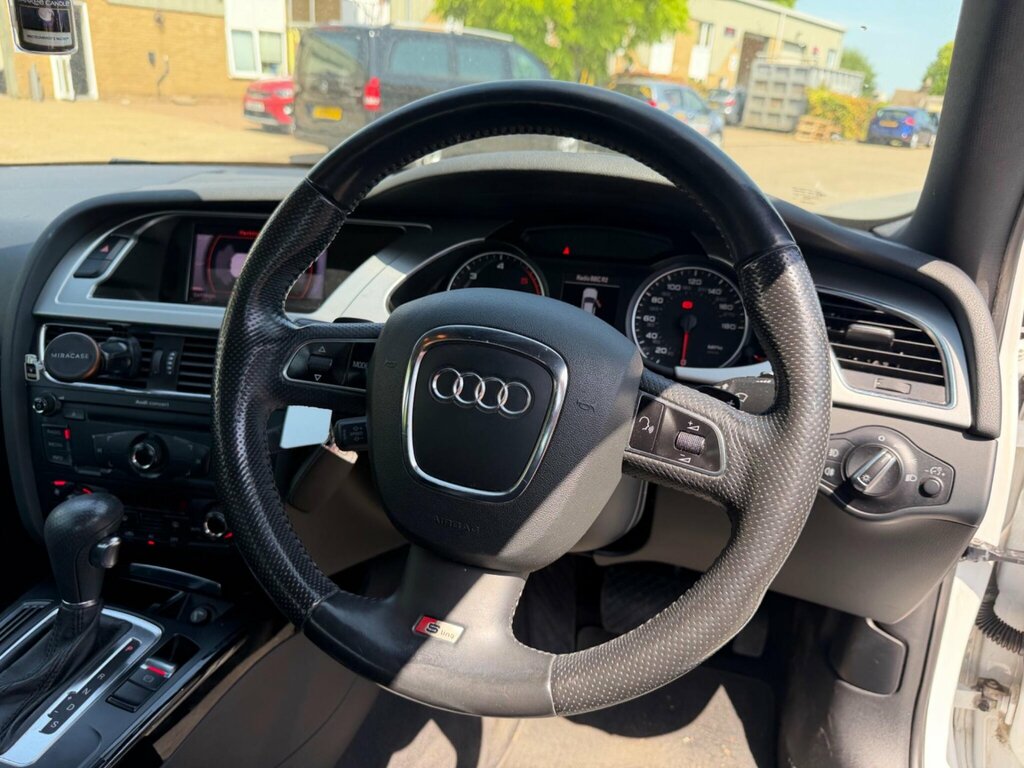 Audi A4 2.0 Tdie 136 Se Red Estate Red #14