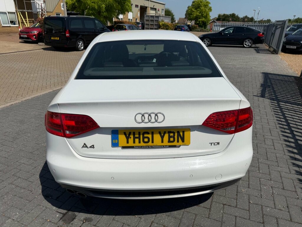 Audi A4 2.0 Tdi Black Edition Multitronic Euro 5 White #4