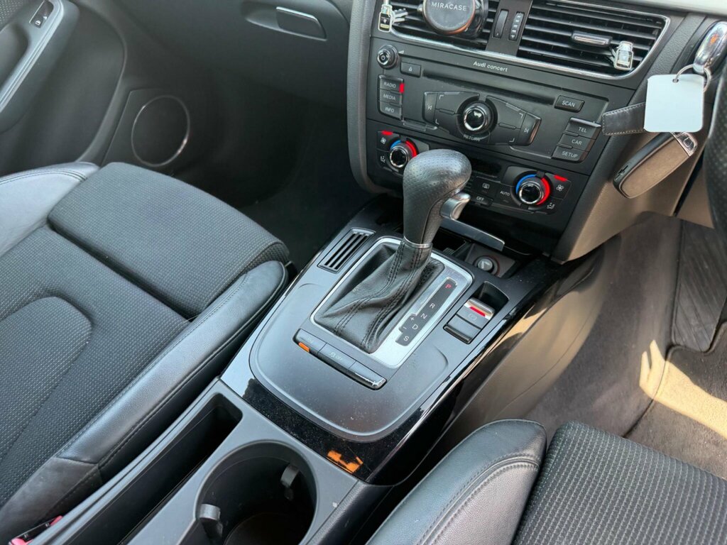 Audi A4 2.0 Tdie 136 Se Red Estate Red #23