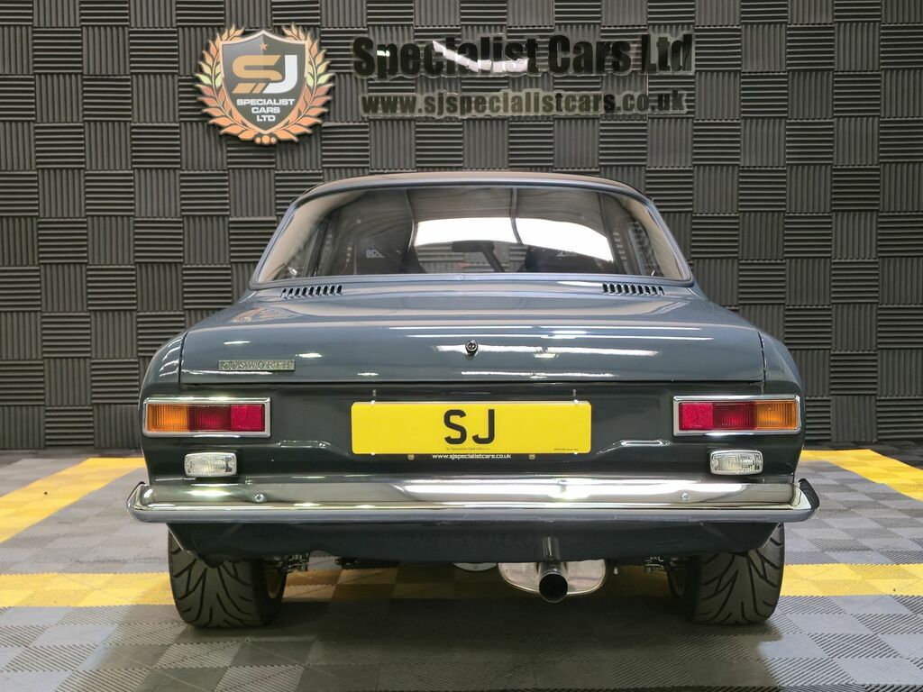 Ford Escort Saloon Grey #5