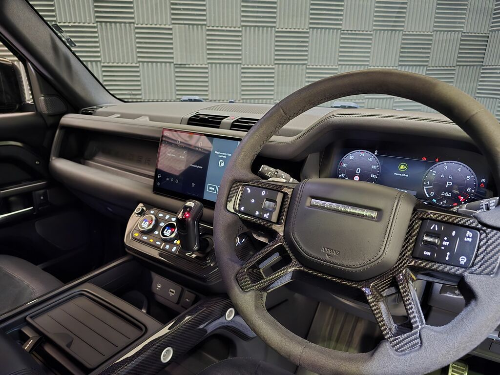 Land Rover Defender 90 X-dynamic Se Black #19