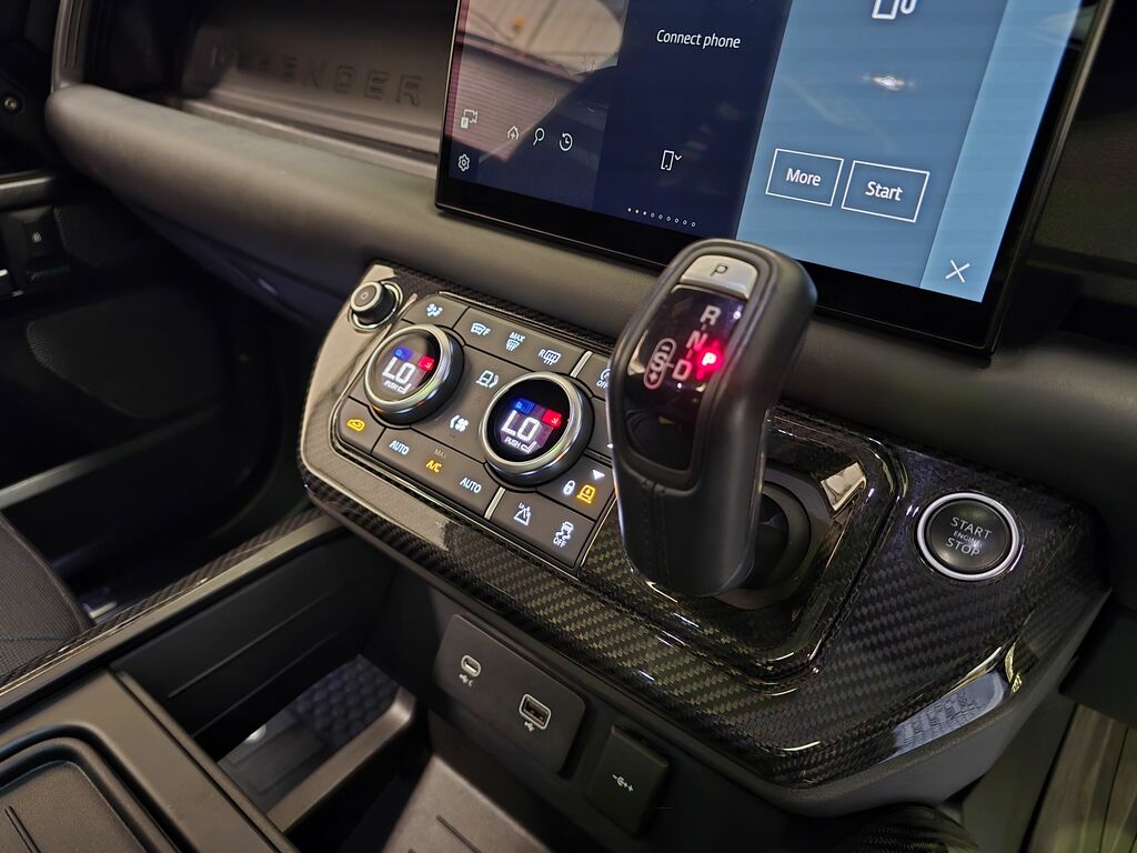 Land Rover Defender 90 X-dynamic Se Black #21