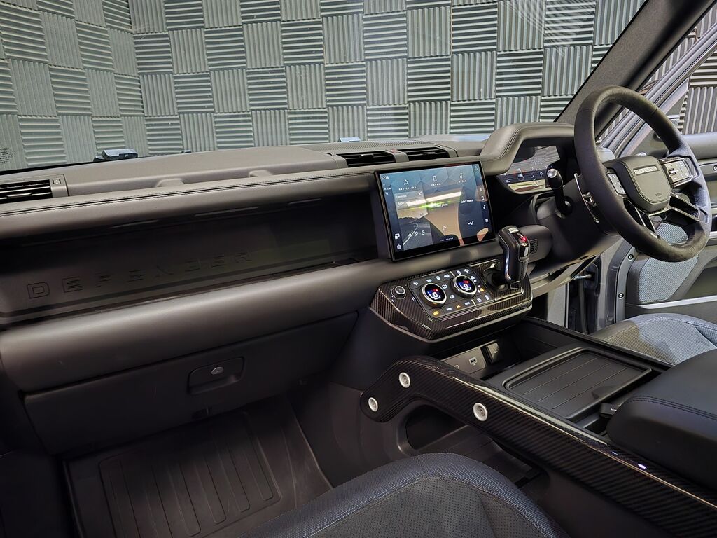 Land Rover Defender 90 X-dynamic Se Black #12