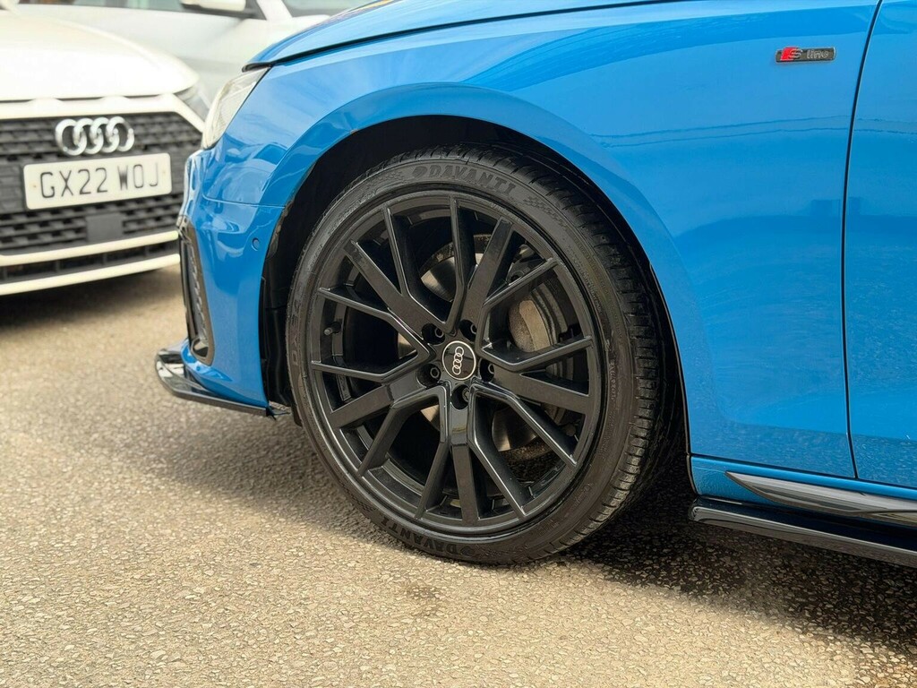 Audi A4 Avant 2.0 Avant Tdi S Line Black Edition Mhev 161 Bhp Black #31