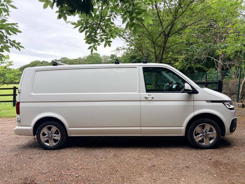 Volkswagen E-Transporter E 110 37.3Kwh Advance Lwb White #2