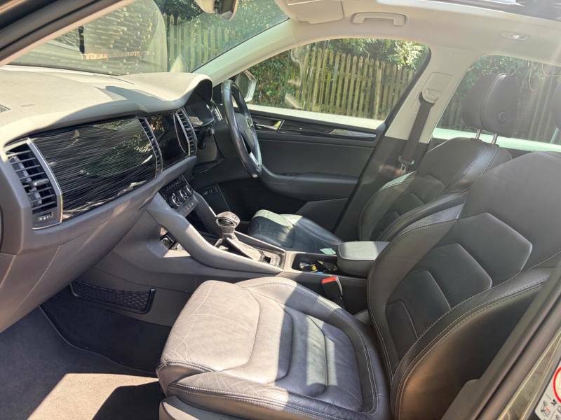 Skoda Kodiaq Se White #25