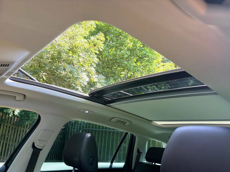 Skoda Kodiaq Se White #24