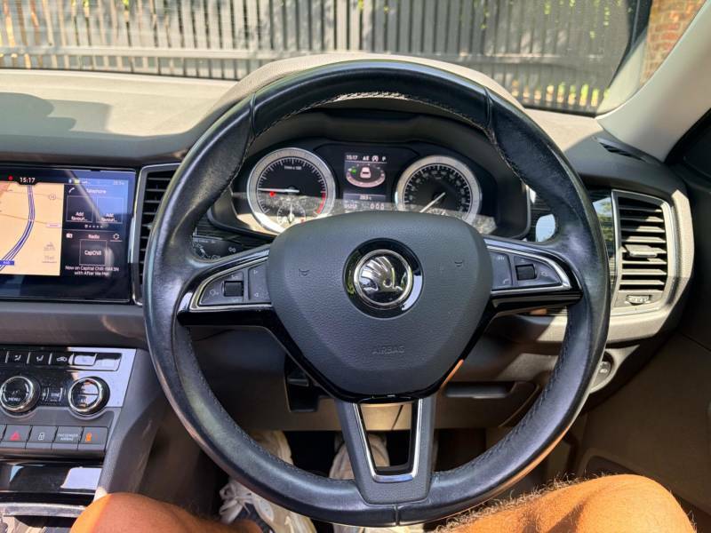 Skoda Kodiaq Se White #23
