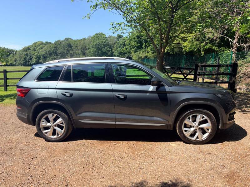 Skoda Kodiaq Se White #7