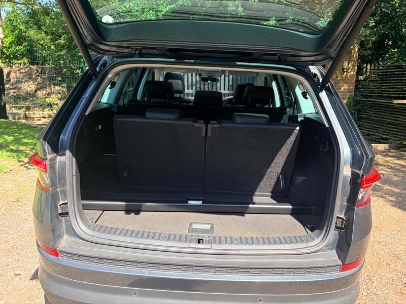 Skoda Kodiaq Se White #22
