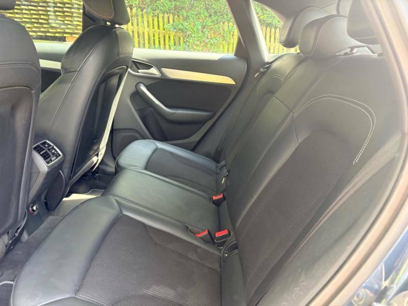 Audi Q3 1.4T Fsi S Line Edition Black #19