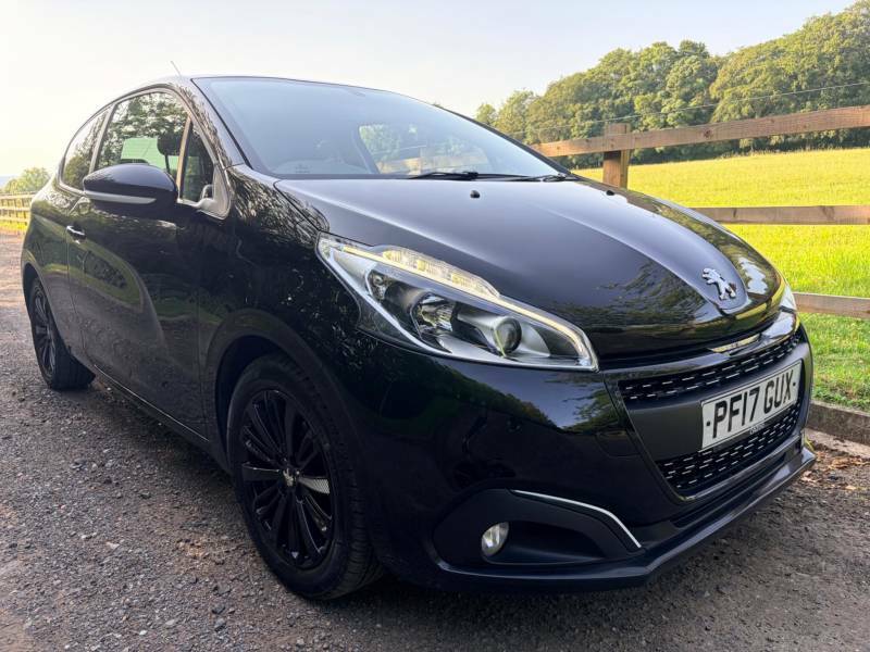 Peugeot 208 1.2 Puretech Black Edition Euro 6 Black