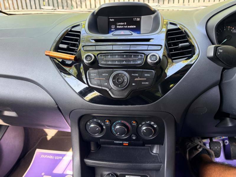 Ford KA 1.2 Zetec Black Edition Euro 6 Ss Black #9