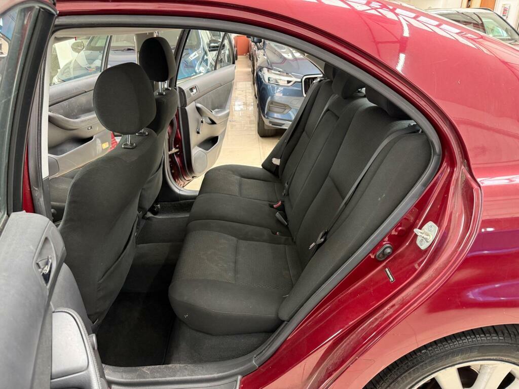 Toyota Avensis  Red #38