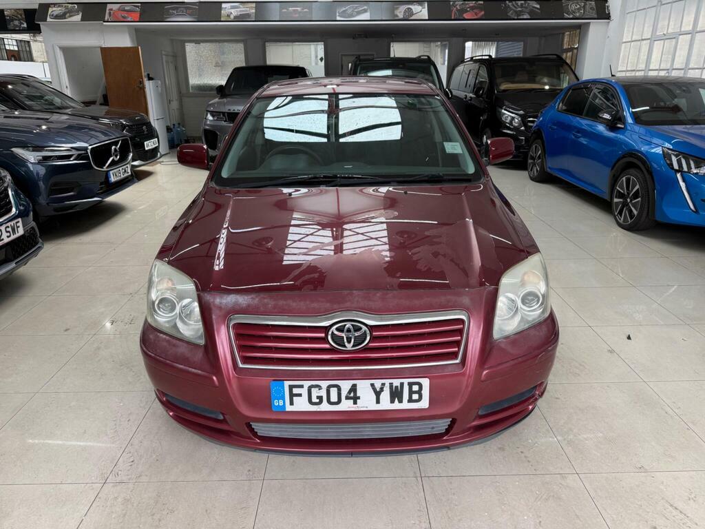 Toyota Avensis  Red #4