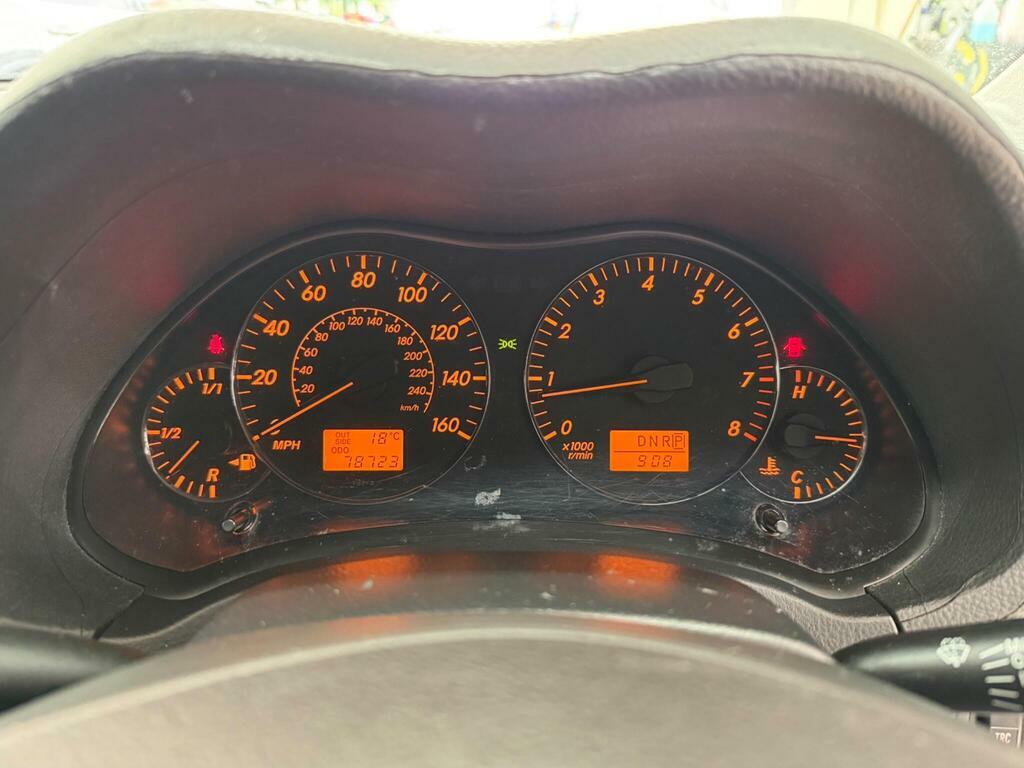 Toyota Avensis  Red #21
