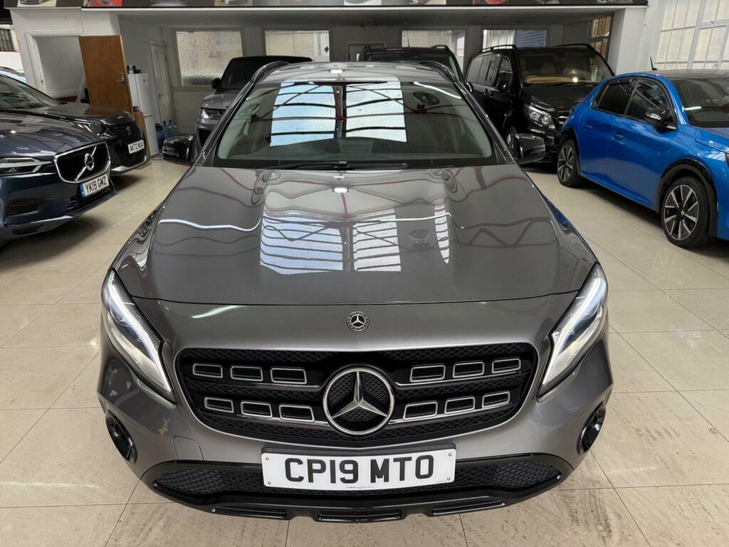 Mercedes-Benz GLA Class 1.6 Gla180 Urban Edition 7G-dct Euro 6 S S CP19MTO Grey #4