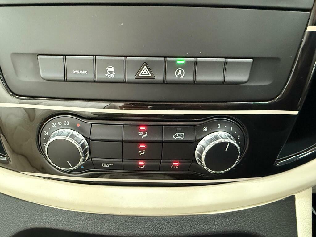 Mercedes-Benz Vito Mpv White #53