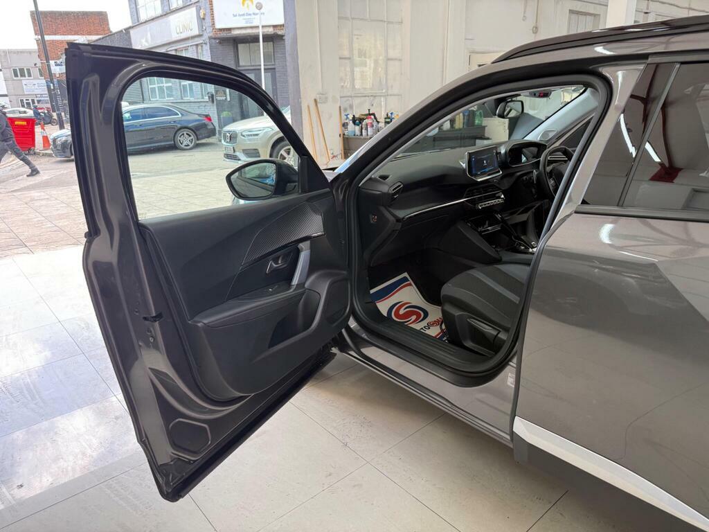Peugeot 2008 Puretech Ss Allure Grey #34