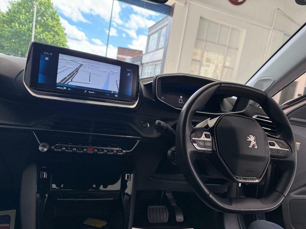 Peugeot 2008 Puretech Ss Allure Grey #20