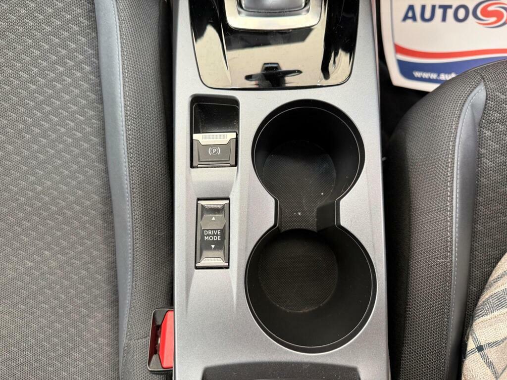 Peugeot 2008 Puretech Ss Allure Grey #26