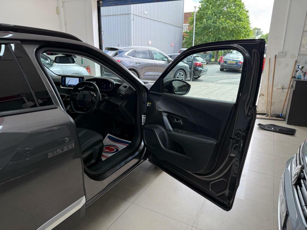 Peugeot 2008 Puretech Ss Allure Grey #12