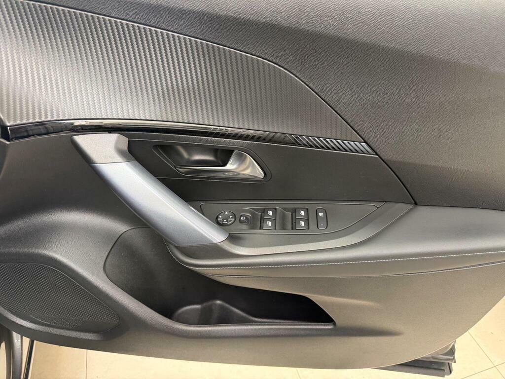 Peugeot 2008 Puretech Ss Allure Grey #14