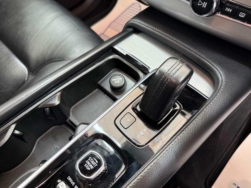 Volvo XC90 Inscription Grey #40