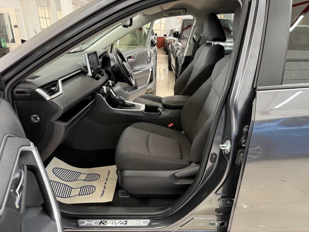 Toyota Rav 4 Design Black #37