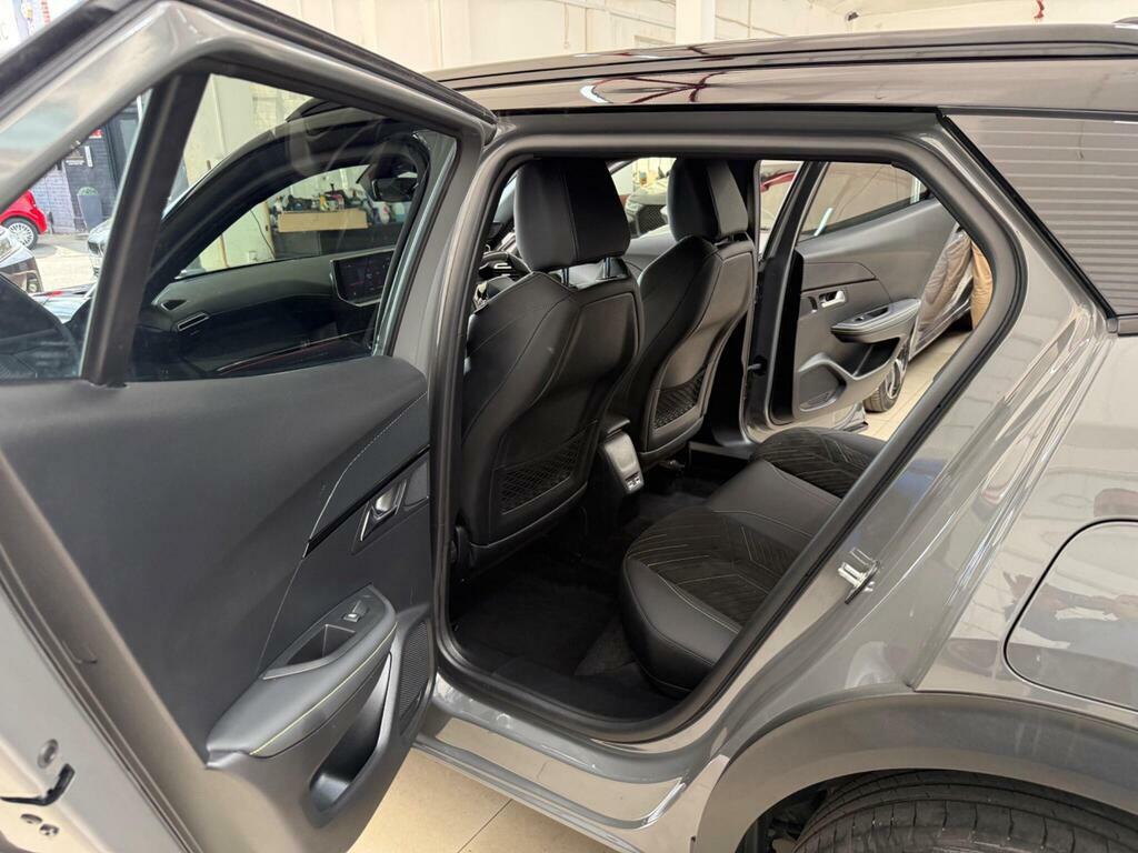 Peugeot 2008 1.2 Puretech Allure Grey #47