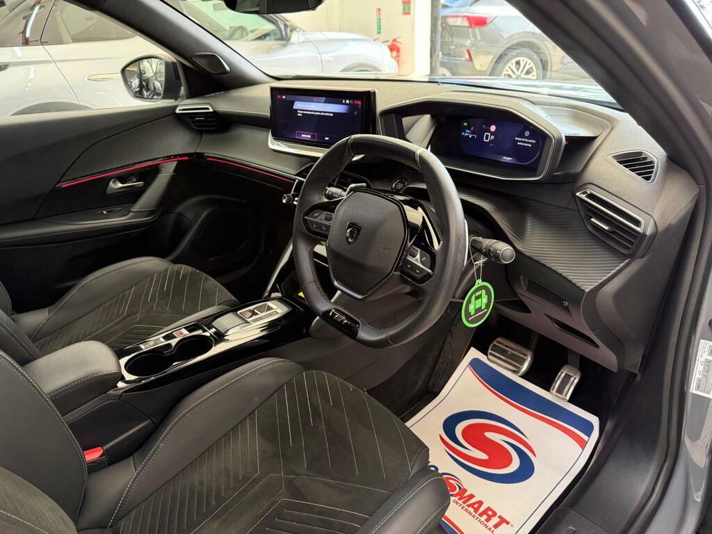 Peugeot 2008 1.2 Puretech Allure Grey #19