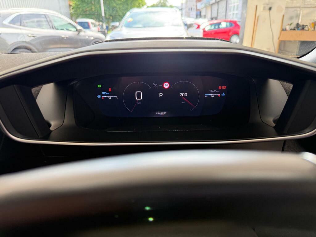 Peugeot 2008 1.2 Puretech Allure Grey #24