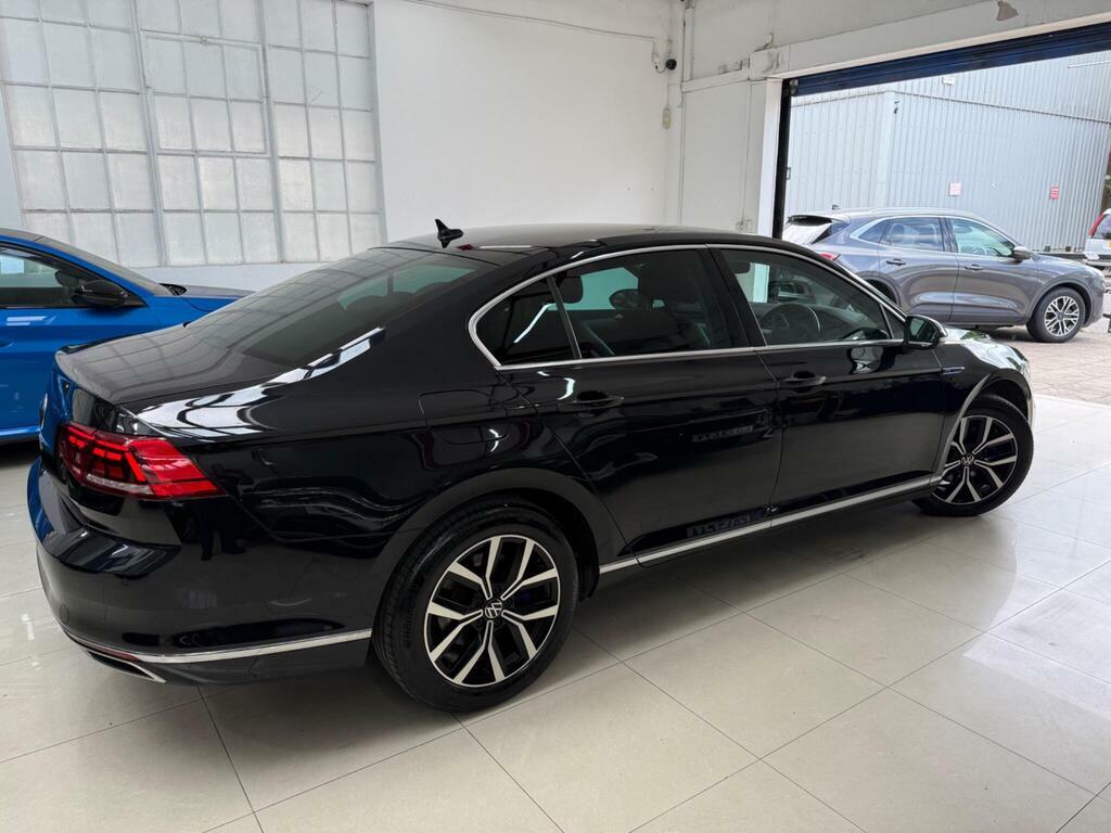 Volkswagen Passat Se Nav Black #7