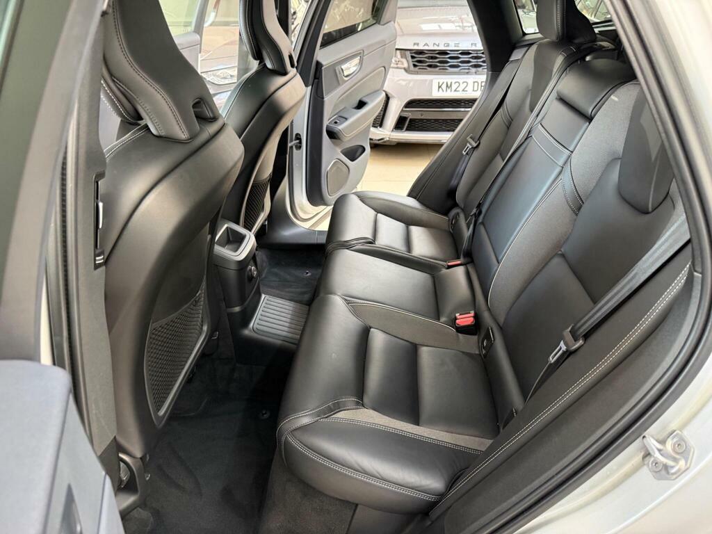 Volvo XC60 R Design White #50