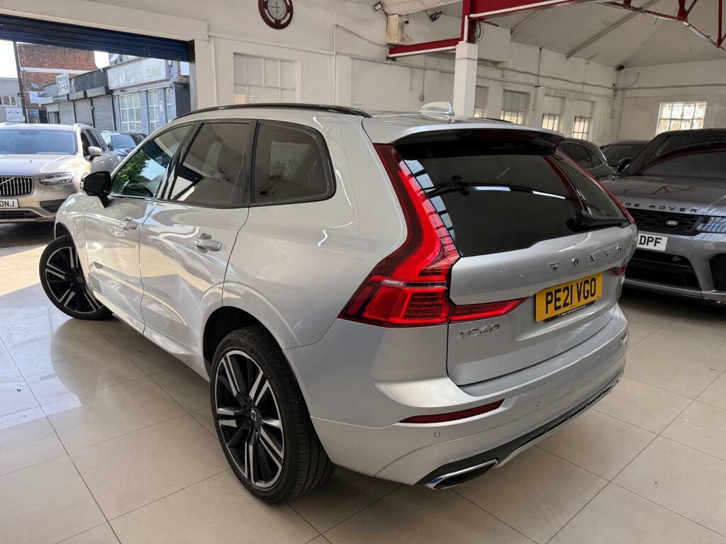 Volvo XC60 R Design White #12