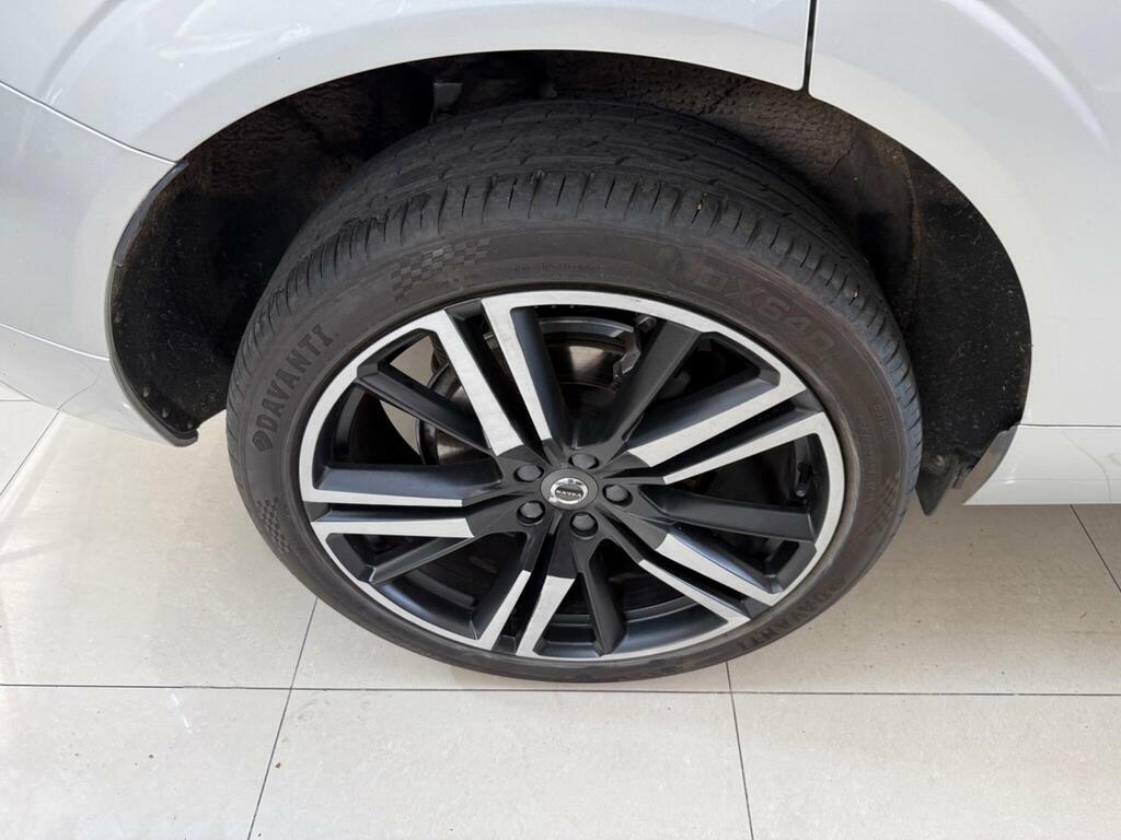 Volvo XC60 R Design White #57