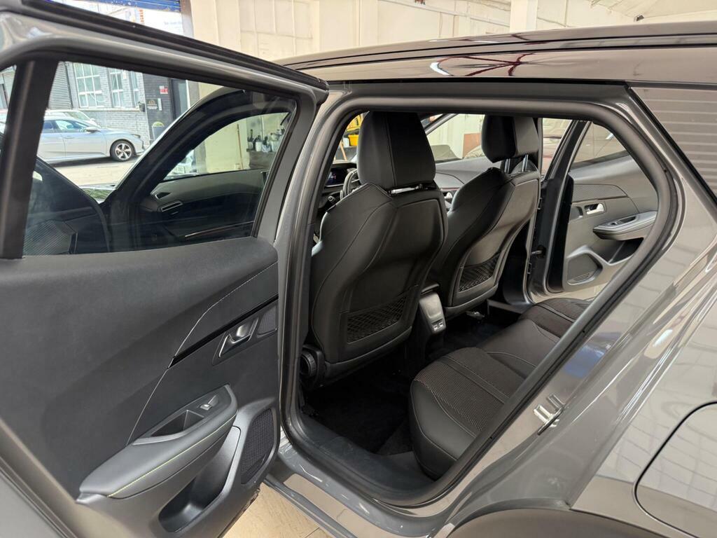 Peugeot 2008 1.2 Puretech Active Euro 6 Ss Black #47