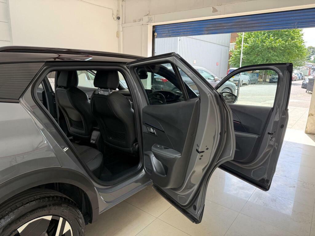 Peugeot 2008 1.2 Puretech Active Euro 6 Ss Black #42