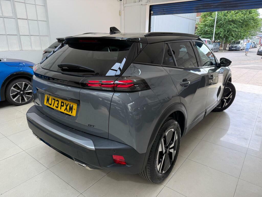 Peugeot 2008 1.2 Puretech Active Euro 6 Ss Black #8