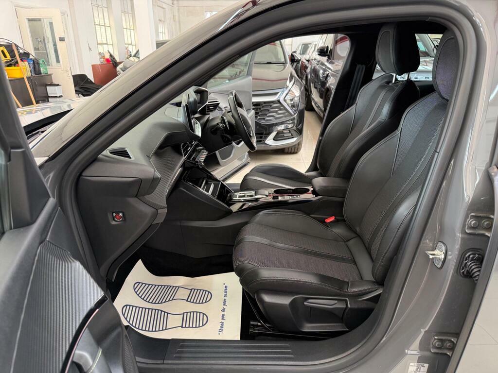 Peugeot 2008 1.2 Puretech Active Euro 6 Ss Black #41