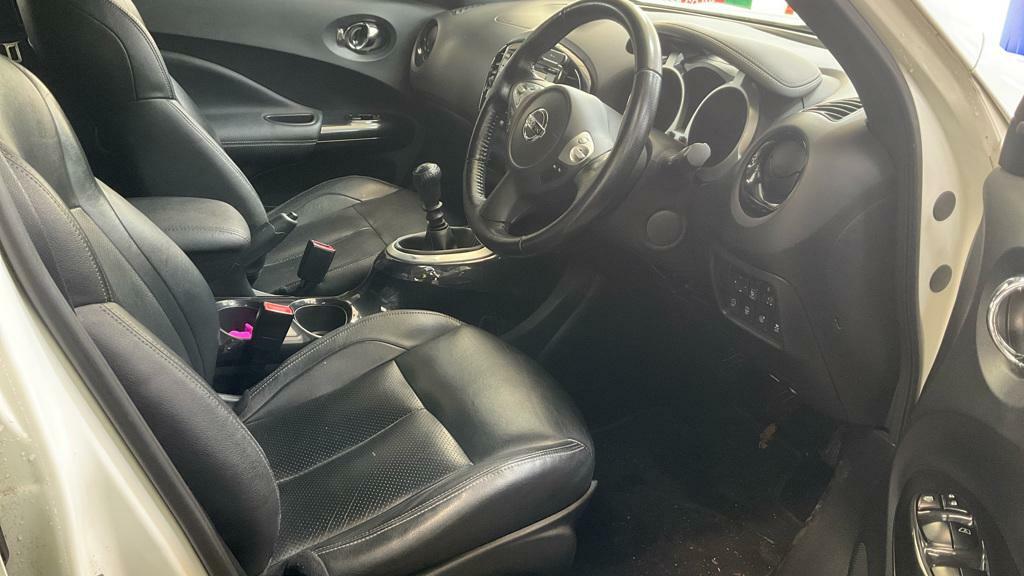 Nissan Juke 1.5 Dci 8V Tekna Suv Euro 5 S S ND15UGT White #6
