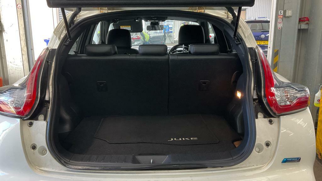 Nissan Juke 1.5 Dci 8V Tekna Suv Euro 5 S S ND15UGT White #4