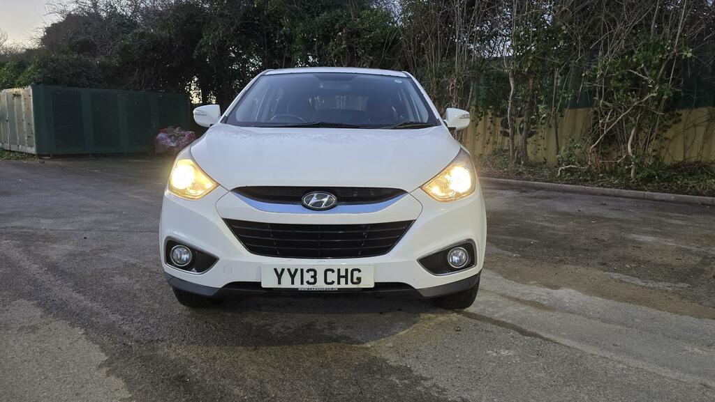 Hyundai Ix35 1.7 Crdi Style Suv Euro 5 S S White #2