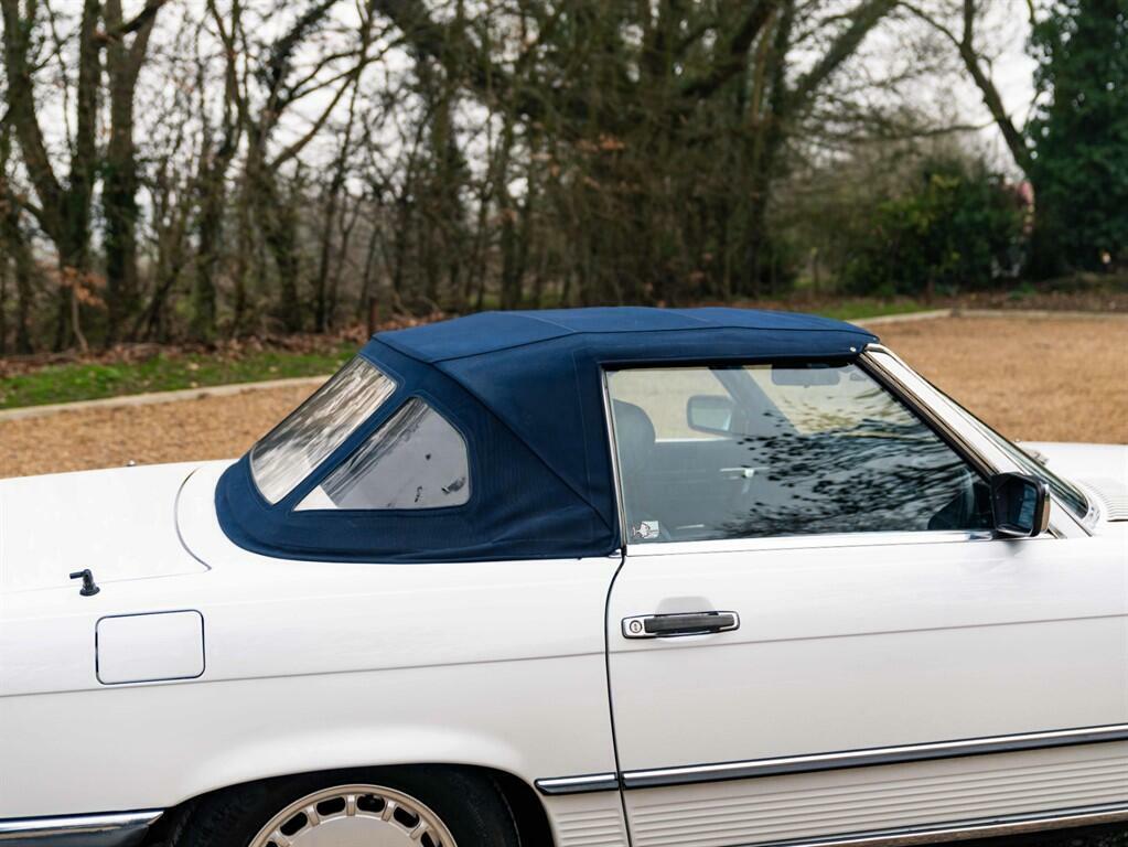 Mercedes-Benz SL Class 4.2 2dr Red #14