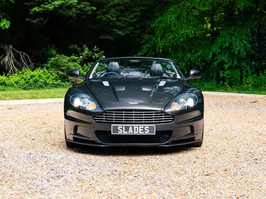 Aston Martin DBS V12 White #10