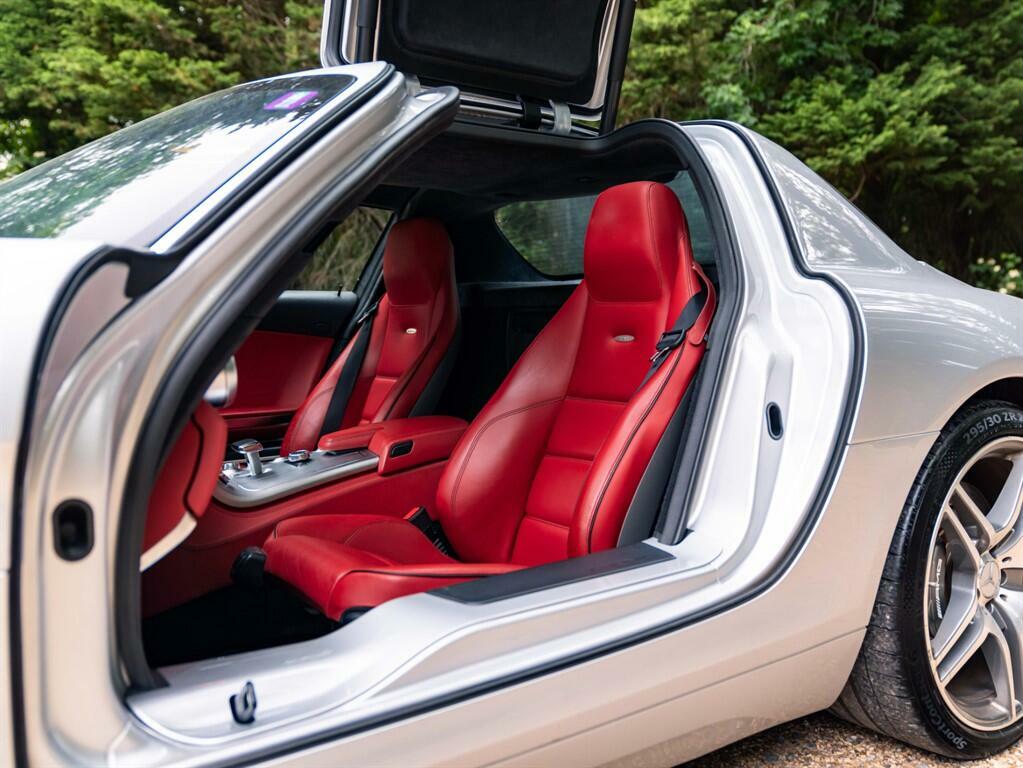 Mercedes-Benz SLS Gullwing Coupe Silver #19