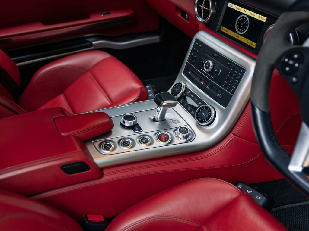 Mercedes-Benz SLS Gullwing Coupe Silver #3